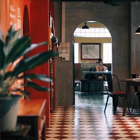 Monkey Republic Kampot Hotel ภายนอก รูปภาพ