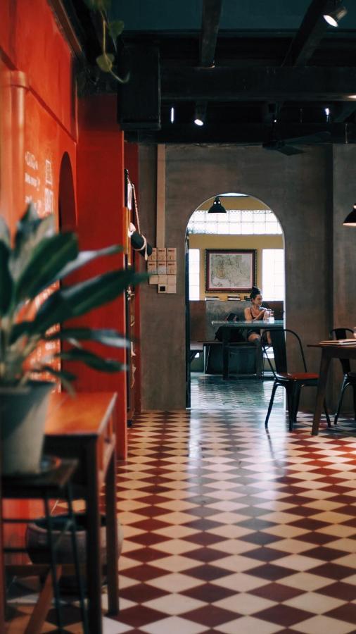 Monkey Republic Kampot Hotel ภายนอก รูปภาพ